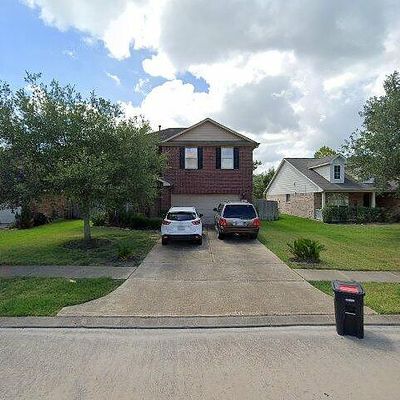 4831 Richmond Knoll Ln, Fresno, TX 77545