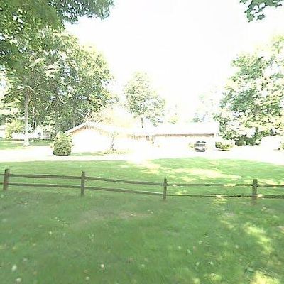 4837 Tulip Tree Ln, Buchanan, MI 49107