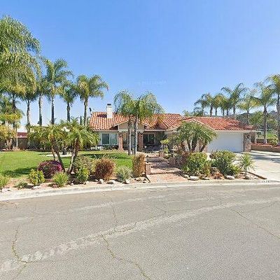 4840 Desperado Dr, Jurupa Valley, CA 92509