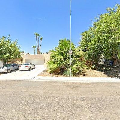 4851 Aveneda Grande, Las Vegas, NV 89121