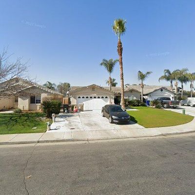 4905 Rushmore Dr, Bakersfield, CA 93312