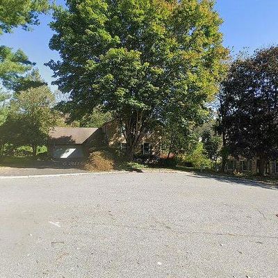 5 Whitby Ct, Hockessin, DE 19707