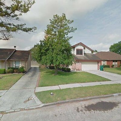 4255 Bridledon Ln, Houston, TX 77014