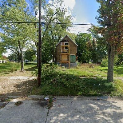 427 Packard St, Benton Harbor, MI 49022