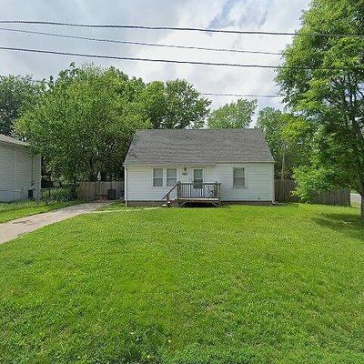 431 N Pine St, Olathe, KS 66061