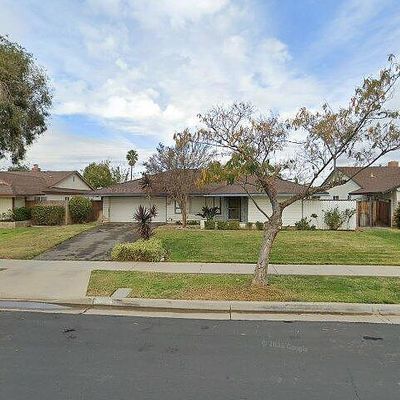 431 Rushmore Dr, Corona, CA 92879