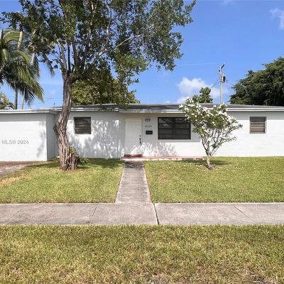 4315 Sw 98 Th Ave, Miami, FL 33165