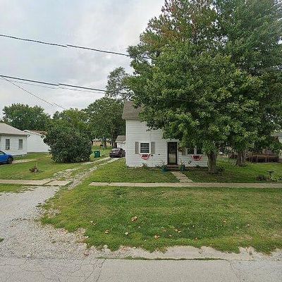 439 N Washington St, Cerro Gordo, IL 61818