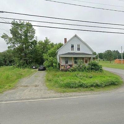 44 Union St, North Anson, ME 04958