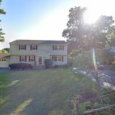 440 Caswell St #A, East Taunton, MA 02718