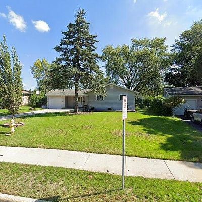 443 Thunderbird Trl, Carol Stream, IL 60188