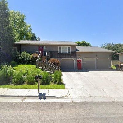 444 Commanche Dr, Rexburg, ID 83440