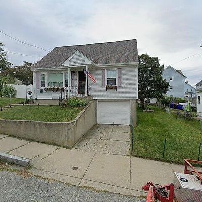 535 Ridge St, Fall River, MA 02724