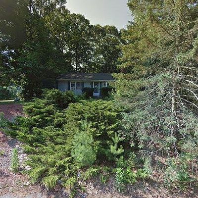 54 Norborough Dr, North Attleboro, MA 02760