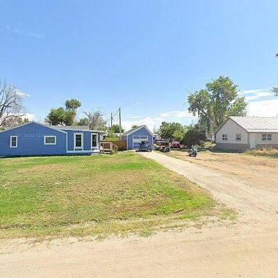 548 3 Rd Ave, Deer Trail, CO 80105