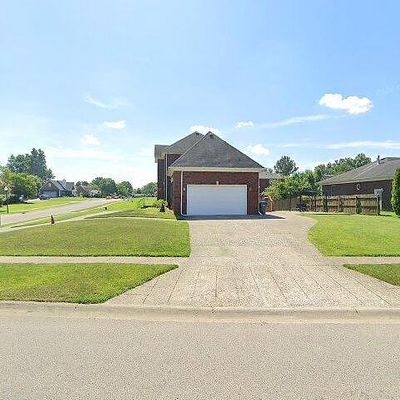 5501 Wilke Farm Ave, Louisville, KY 40216