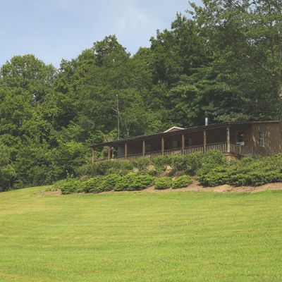 555 Lay Hollow Rd, Waynesboro, TN 38485