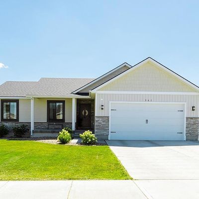 561 W Flannagon St, Idaho Falls, ID 83402