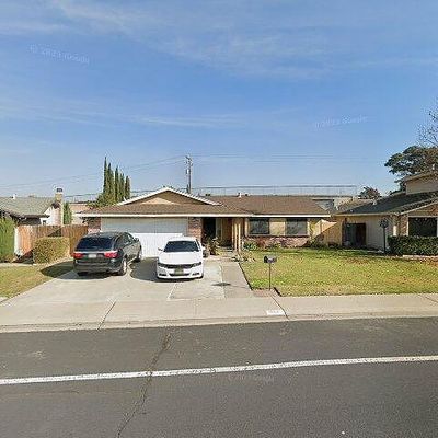 562 Alpine Ave, Manteca, CA 95336