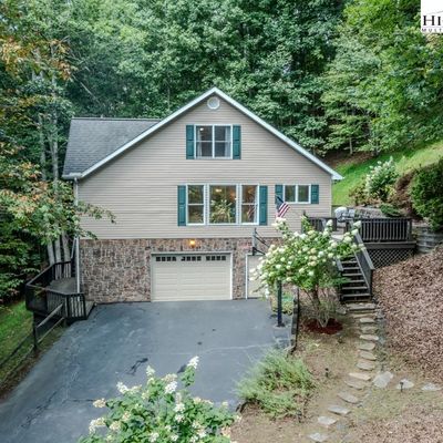 563 Old Hartley Rd, Banner Elk, NC 28604