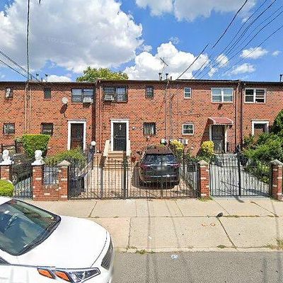 565 Cleveland St, Brooklyn, NY 11208