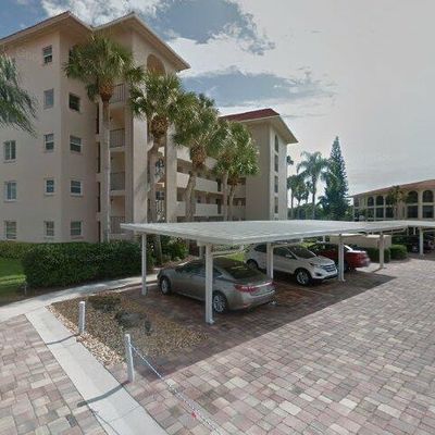 57 High Point Cir W #104, Naples, FL 34103