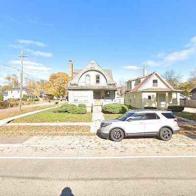 576 Walnut Ave, Elgin, IL 60123