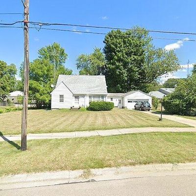 5839 Saint Joseph Ave, Stevensville, MI 49127