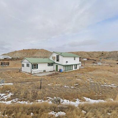 59 Valley Rd, Meeteetse, WY 82433