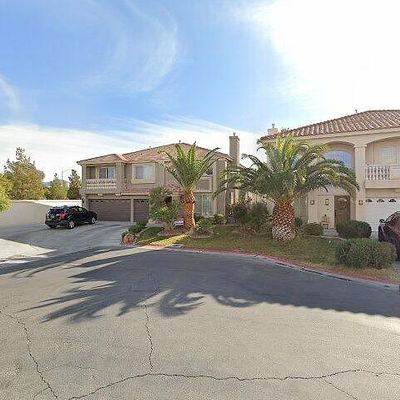 595 Campus Oaks Ct, Las Vegas, NV 89183