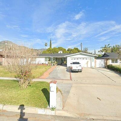 5993 Arden Ave, Highland, CA 92346