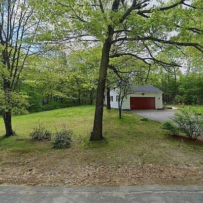 6 Bishop Rd, Poland, ME 04274