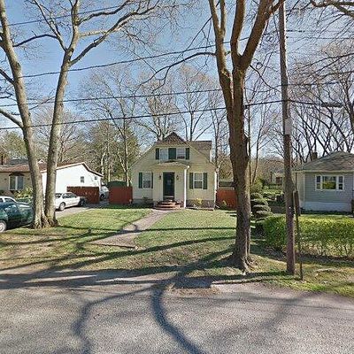 6 Broad St, Yaphank, NY 11980