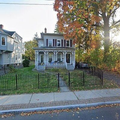 51 Capen St, Hartford, CT 06120