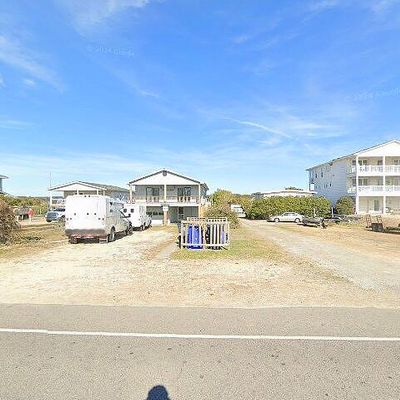 5112 W Beach Drive Oak Island, Island, NC 28465