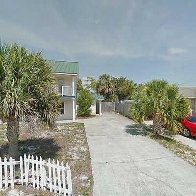 517 Wisteria St, Panama City Beach, FL 32407