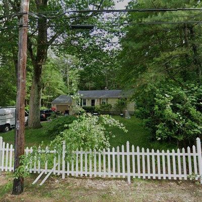 52 Bay Path Rd, Charlton, MA 01507