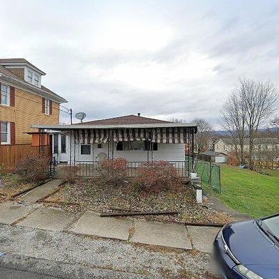 52 Easy St, Uniontown, PA 15401