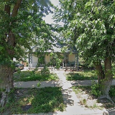 520 E Avenue B, Hutchinson, KS 67501