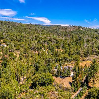 52040 Pettitt Rd, Oakhurst, CA 93644