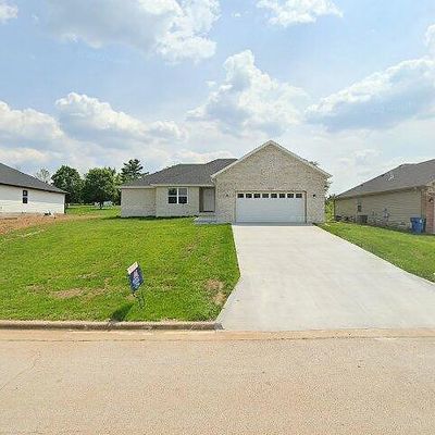 522 E Logan St, Willard, MO 65781