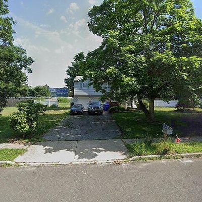 523 Manasquan Ct, Brick, NJ 08724