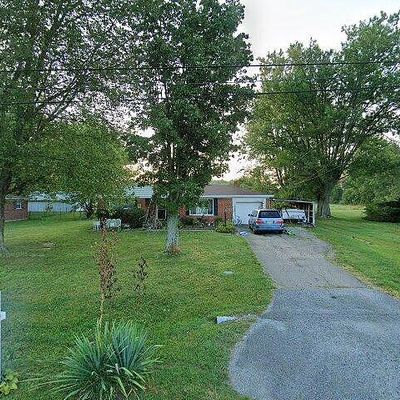 524 Laura Dr, Bethel, OH 45106