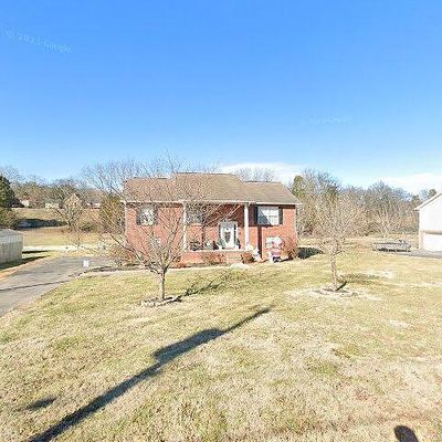 526 Academy Dr, Seymour, TN 37865