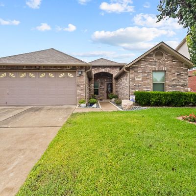 5268 Dillon Cir, Haltom City, TX 76137