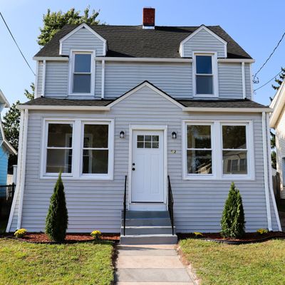 53 Clifton St, West Haven, CT 06516