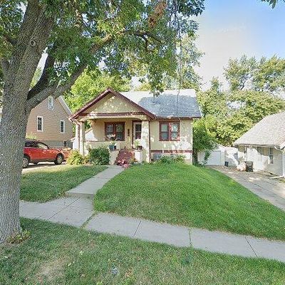 628 N 47 Th St, Omaha, NE 68132