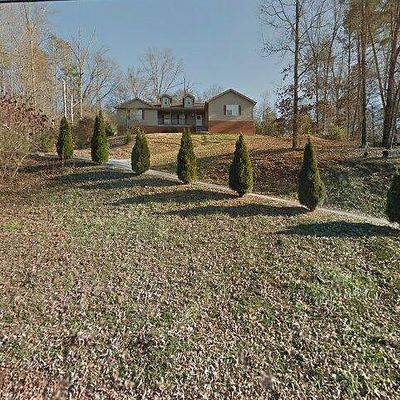 631 Rockhouse Rd, Kodak, TN 37764