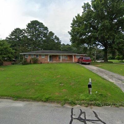 633 Strathmoor Way, Jonesboro, GA 30236