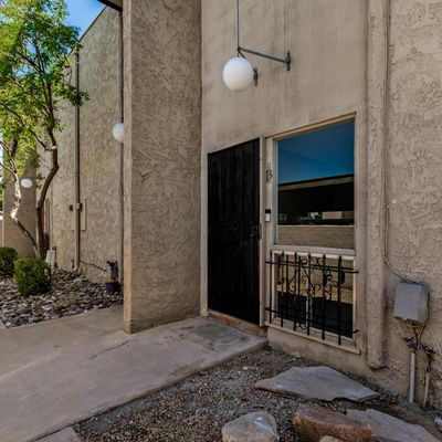 6348 N 7th Avenue, Phoenix, AZ 85013